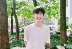 吃瓜娱乐姐陈宥维,吃瓜娱乐姐的蜕变之路